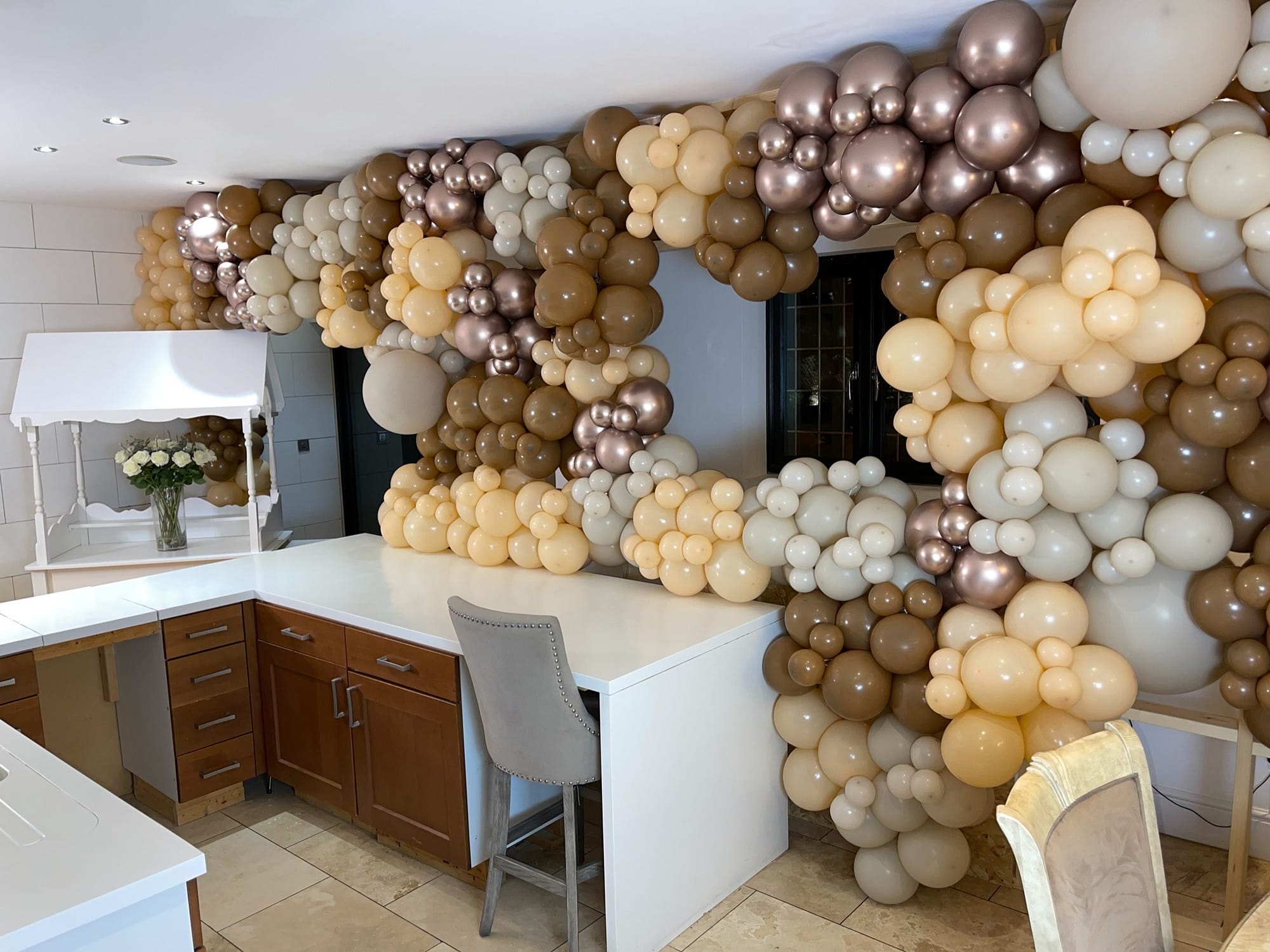 Browm, cream, rose gold and natural color balloons
